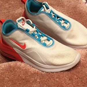 Women Nike Air Max Motion